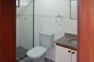 Image 19 - 918830