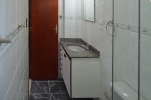 Image 22 - 918830