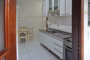 Image 12 - 918830