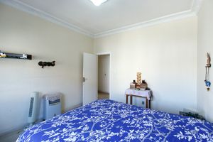 Image 23 - 918832
