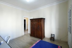 Image 17 - 918832