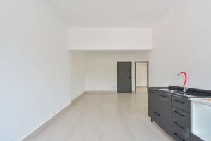 Image 11 - 918833