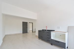 Image 10 - 918833