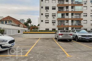 Image 22 - 918836