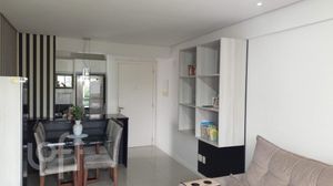 Image 4 - 918842