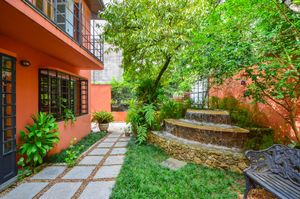 Image 6 - 918850