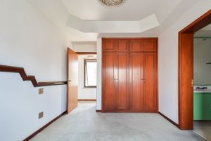 Image 38 - 918853