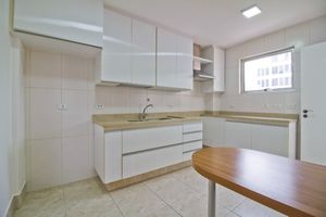 Image 34 - 918861