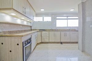 Image 5 - 918862