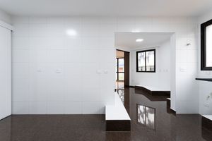 Image 31 - 918867