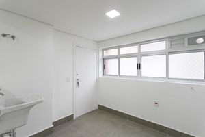 Image 23 - 918868