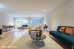 Image 1 - 918868