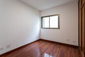 Image 33 - 918869