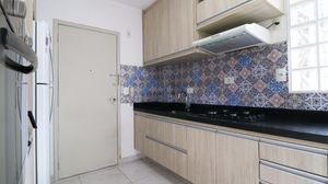 Image 13 - 918870
