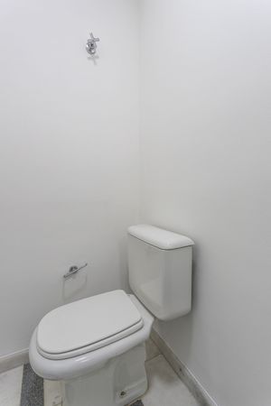 Image 4 - 918871