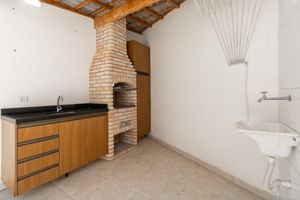 Image 11 - 918883