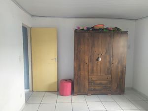 Image 15 - 918884