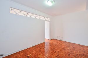 Image 3 - 918885