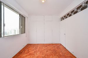 Image 7 - 918885