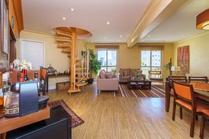 Image 1 - 918888