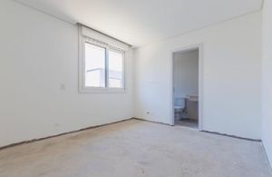 Image 19 - 918894