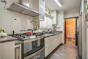 Image 68 - 918895