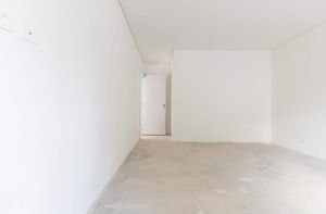 Image 19 - 918896