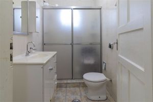 Image 34 - 918905