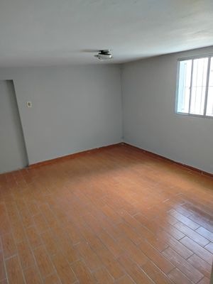 Image 17 - 918905