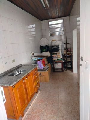 Image 25 - 918905