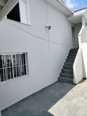 Image 16 - 918905