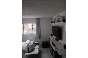 Image 4 - 918909