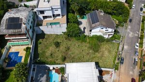 Image 16 - 918910