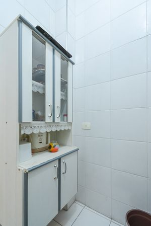 Image 31 - 918930