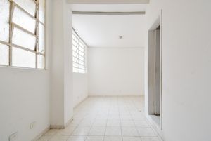 Image 36 - 918930