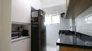 Image 5 - 918932