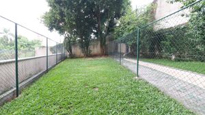 Image 15 - 918932