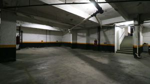 Image 8 - 918932