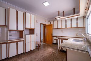 Image 34 - 918936