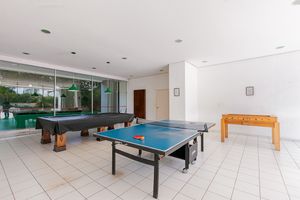 Image 31 - 918937