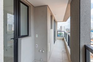 Image 9 - 918939