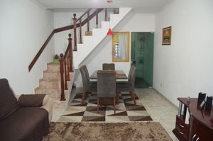 Image 1 - 918947