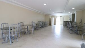 Image 18 - 918949