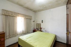 Image 14 - 918952