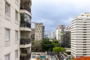 Image 5 - 918956