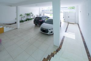 Image 71 - 918958