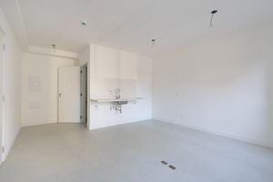 Image 2 - 918966
