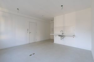 Image 4 - 918966
