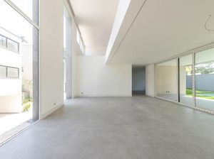 Image 5 - 918971