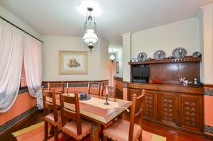 Image 16 - 918974